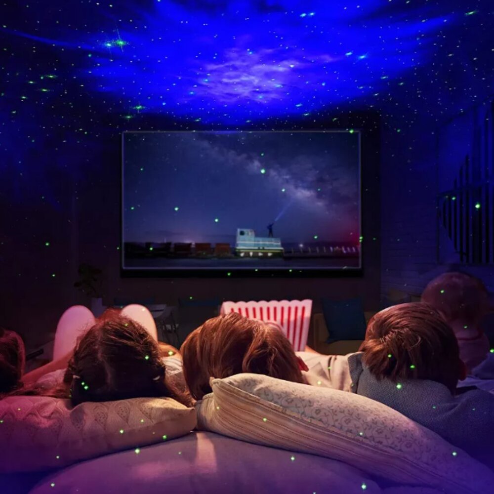 Astronaut Galaxy Star Projector: Starry Night Sky Lamp for Home Decor - Picture 4 of 6